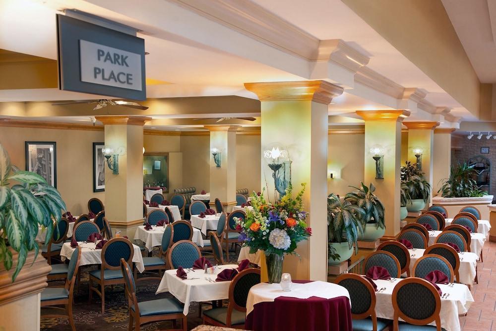 Embassy Suites By Hilton Greensboro Airport Restauracja zdjęcie