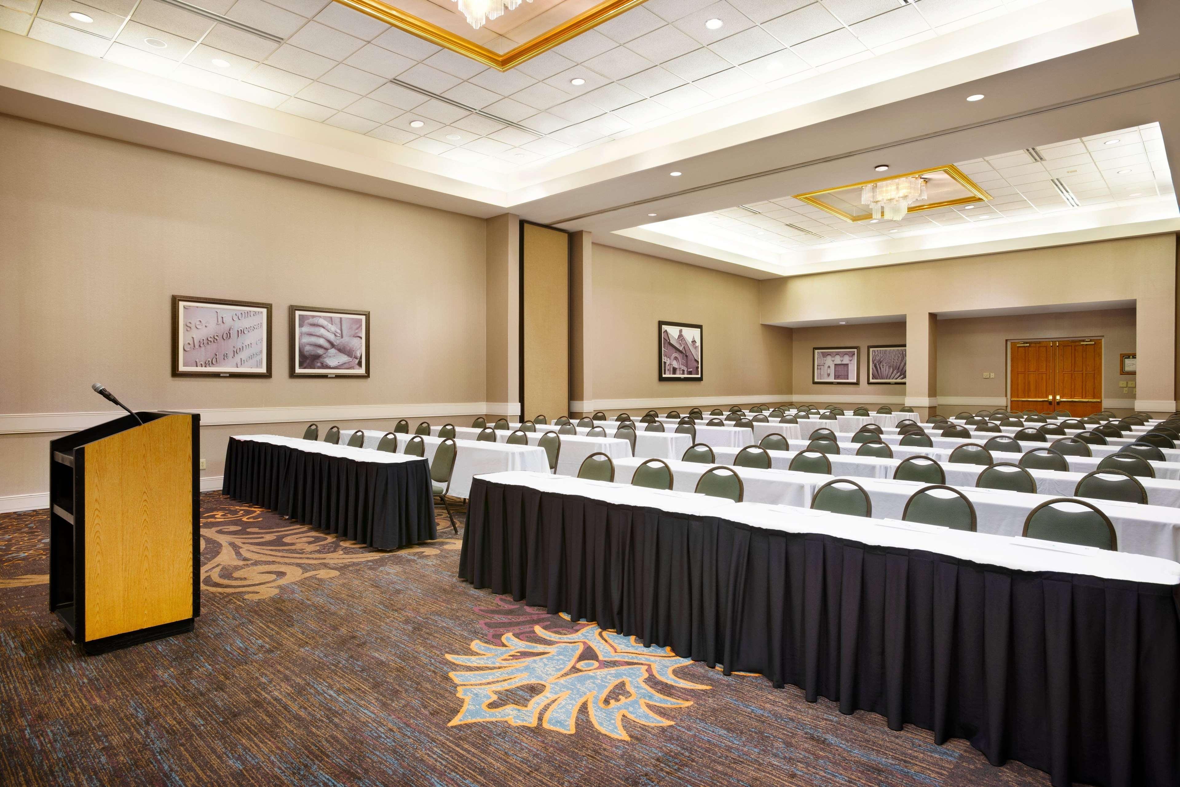 Embassy Suites By Hilton Greensboro Airport Zewnętrze zdjęcie