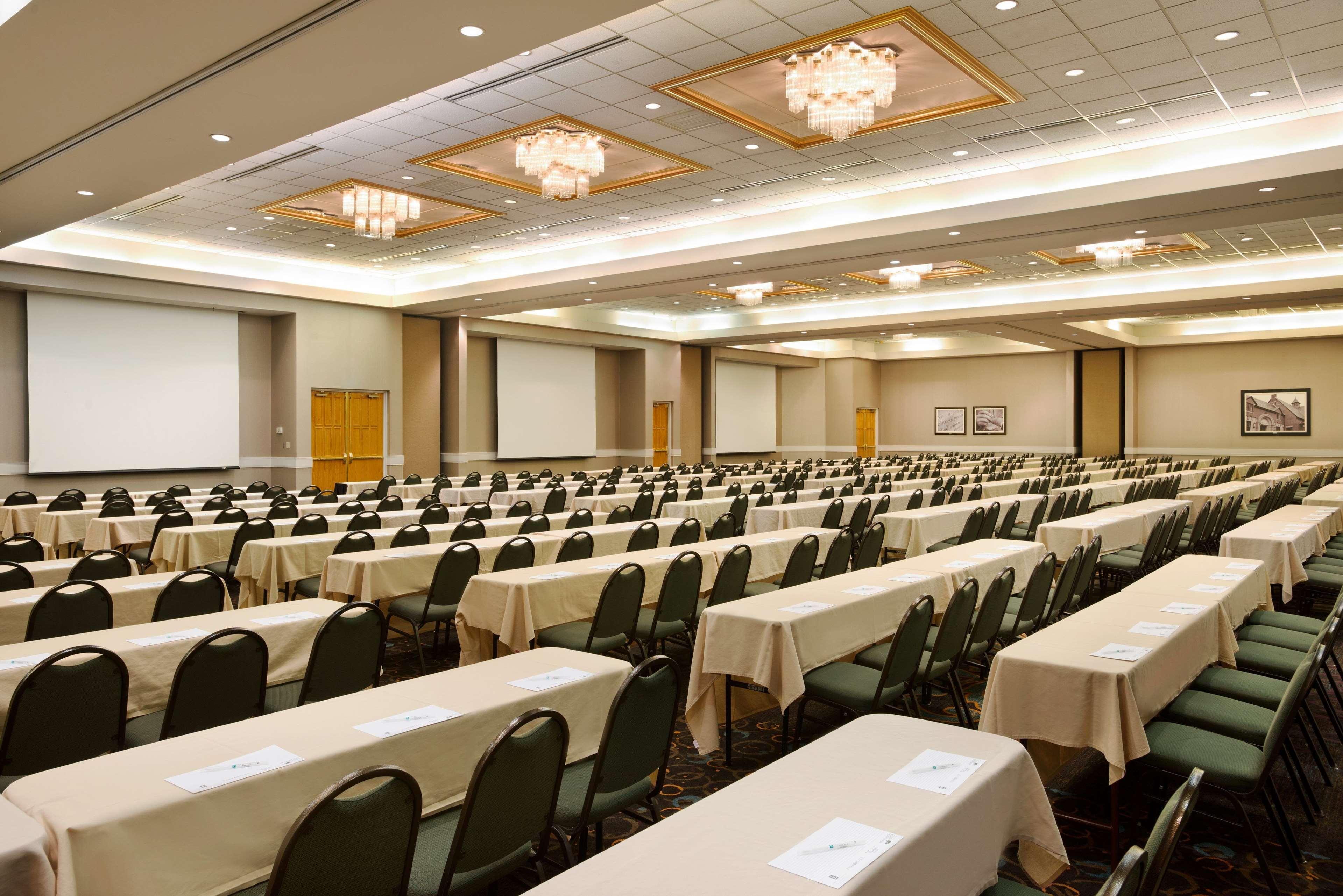 Embassy Suites By Hilton Greensboro Airport Zewnętrze zdjęcie