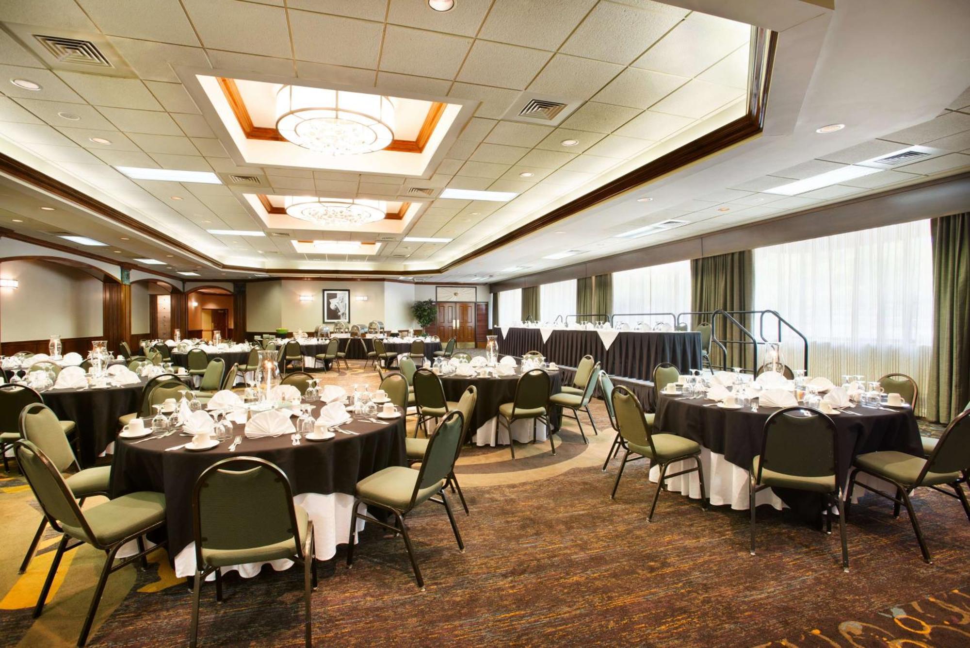 Embassy Suites By Hilton Greensboro Airport Zewnętrze zdjęcie