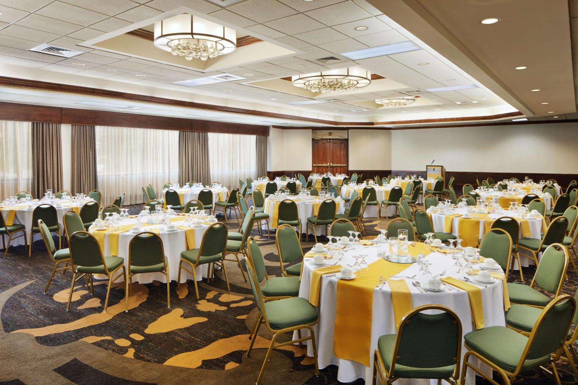 Embassy Suites By Hilton Greensboro Airport Zewnętrze zdjęcie