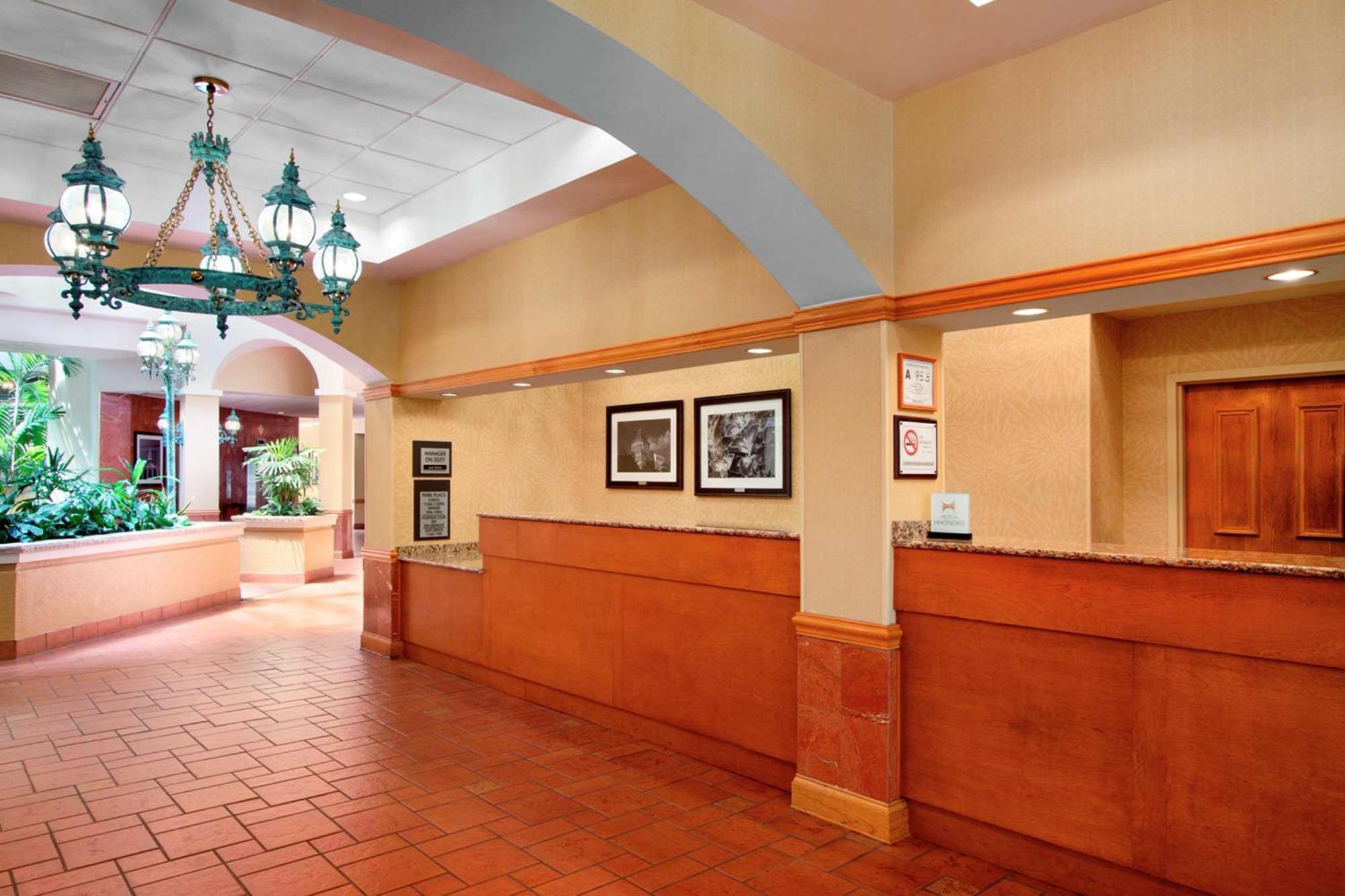 Embassy Suites By Hilton Greensboro Airport Zewnętrze zdjęcie